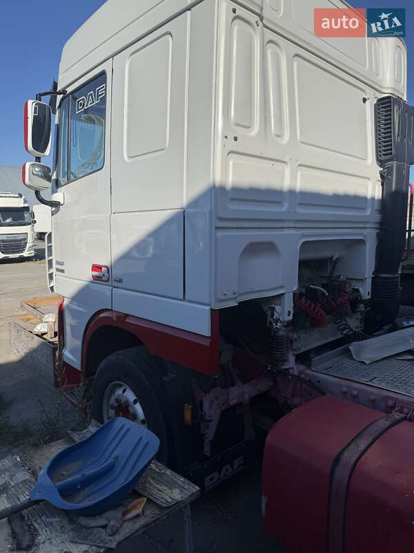 Тягач DAF XF 105 2006 в Виннице
