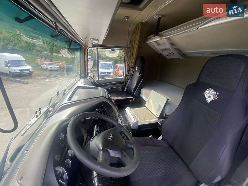 Тягач DAF XF 105 2011 в Ровно