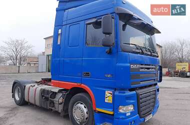 Тягач DAF XF 105 2009 в 