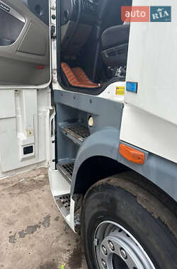 Тягач DAF XF 105 2013 в 