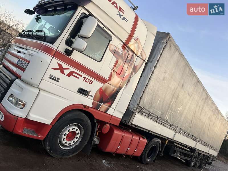 Тягач DAF XF 105 2009 в Жовкве