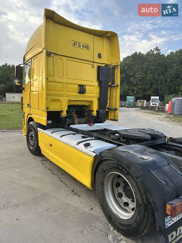Тягач DAF XF 105 2009 в Львове