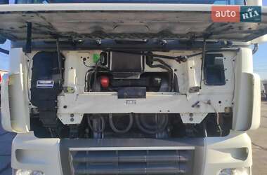 Тягач DAF XF 105 2011 в 