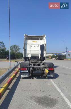 Тягач DAF XF 105 2011 в 