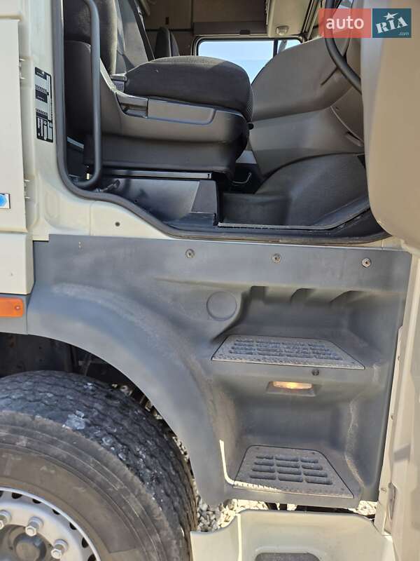 Тягач DAF XF 105 2013 в Бучаче