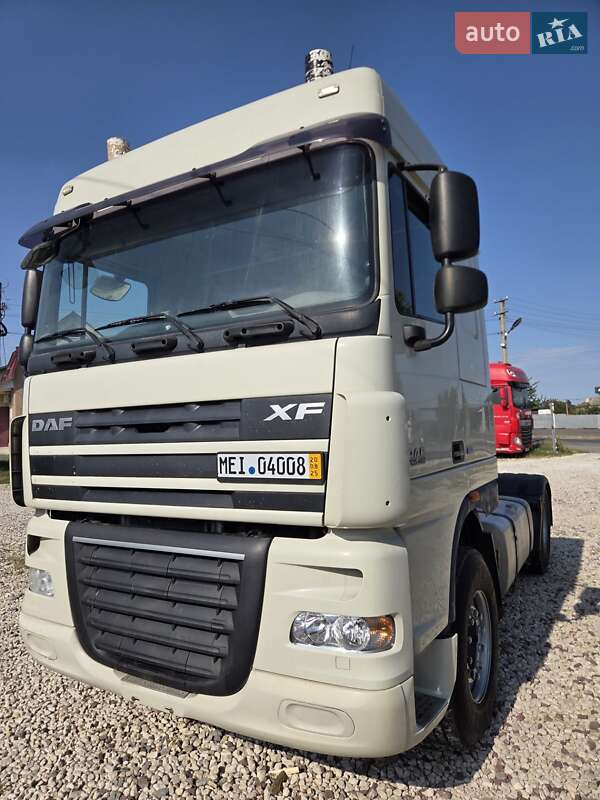 Тягач DAF XF 105 2013 в Бучаче