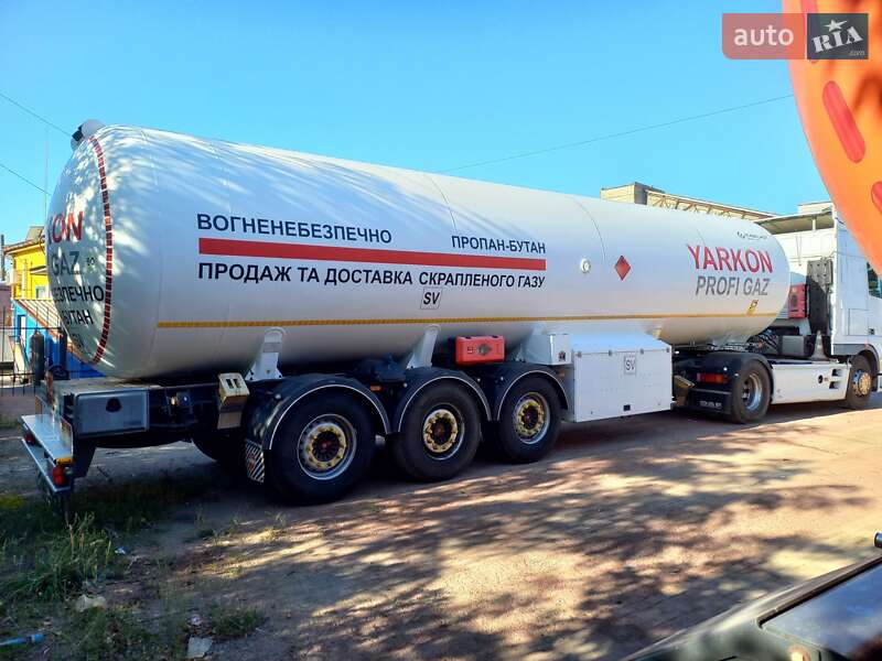 Тягач DAF XF 105 2010 в Житомире