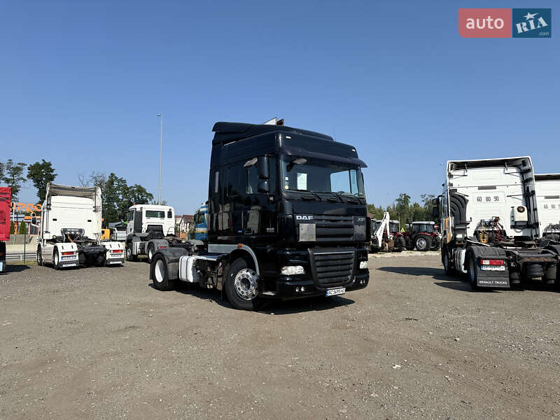 Тягач DAF XF 105 2013 в 