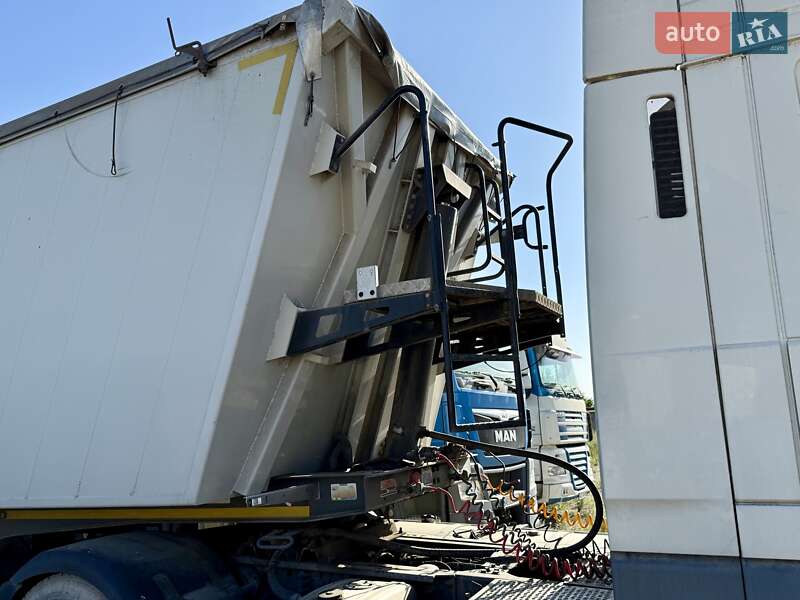 Тягач DAF XF 105 2013 в Одессе