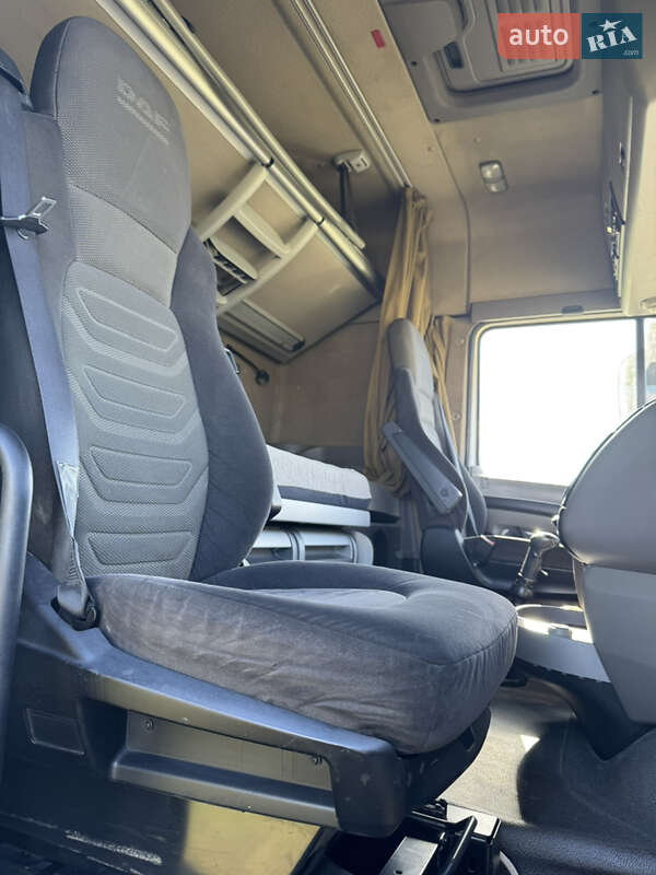 Тягач DAF XF 105 2012 в Сарнах