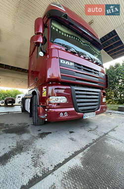 Тягач DAF XF 105 2009 в 