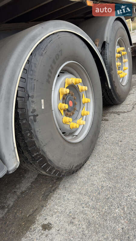 Зерновоз DAF XF 105 2012 в Полтаве