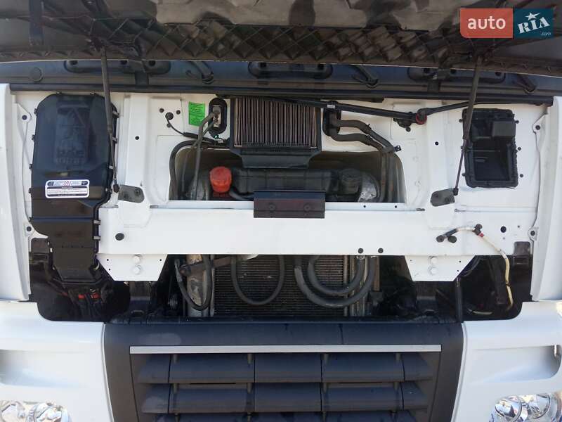 Тягач DAF XF 105 2013 в Чернігові