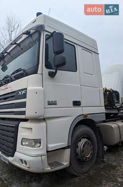 Тягач DAF XF 105 2010 в 