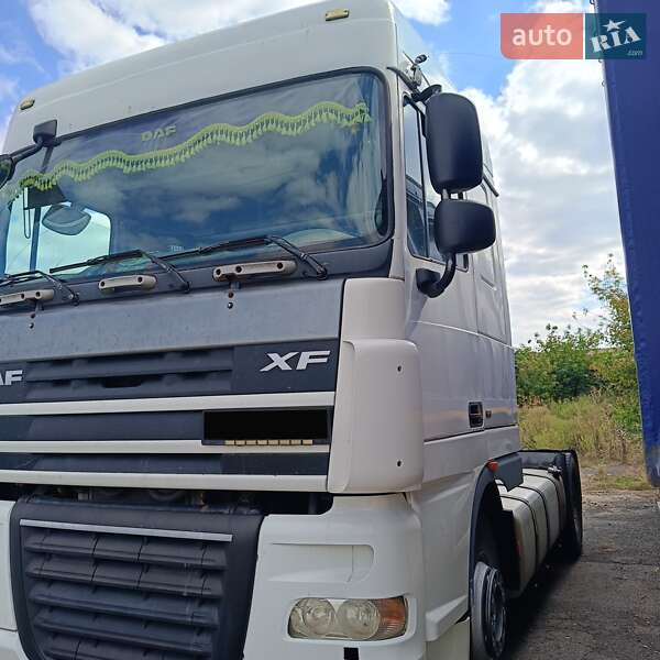 Тягач DAF XF 105 2007 в Лубнах