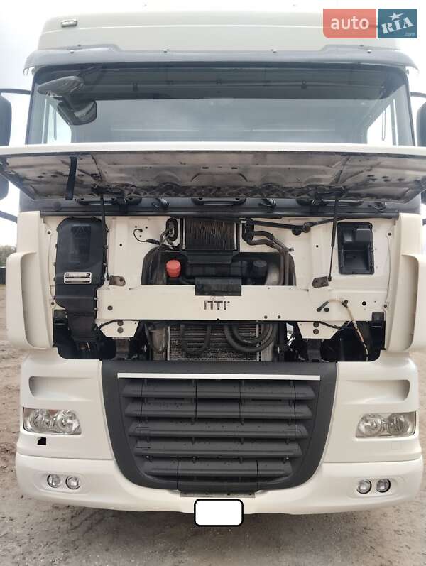 Тягач DAF XF 105 2013 в Шептицькому
