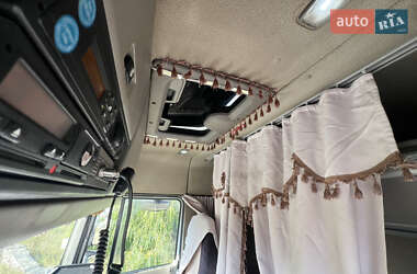 Тягач DAF XF 105 2012 в 