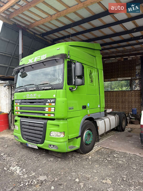 Тягач DAF XF 105 2007 в Львові