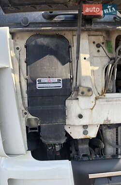 Тягач DAF XF 105 2012 в 