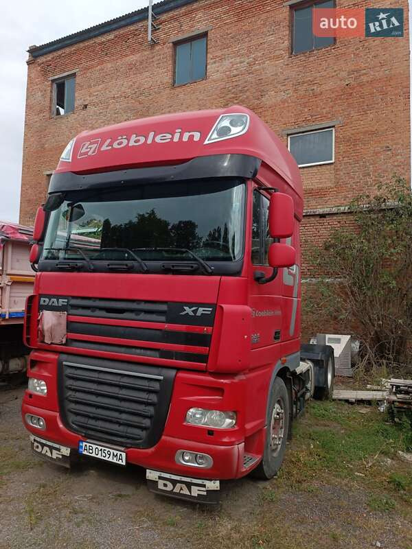 Тягач DAF XF 105 2012 в Вінниці