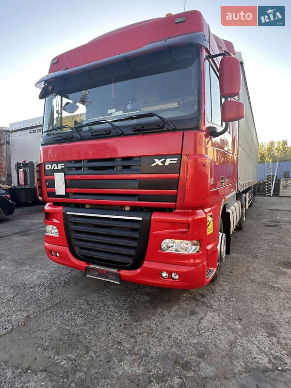 Тягач DAF XF 105 2013 в Днепре