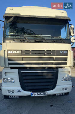 Тягач DAF XF 105 2013 в 