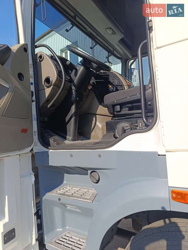 Тягач DAF XF 105 2012 в Ровно