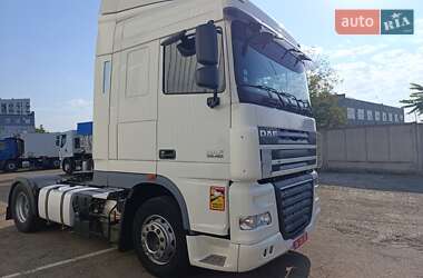 Тягач DAF XF 105 2012 в 