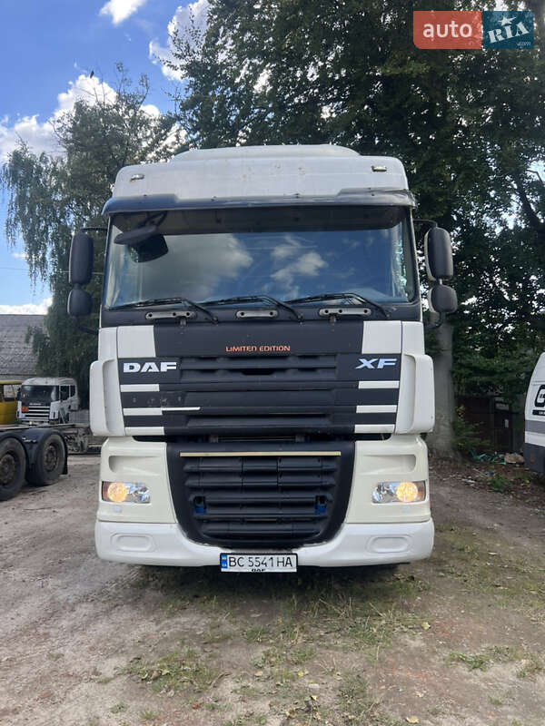 Тягач DAF XF 105 2007 в Львове