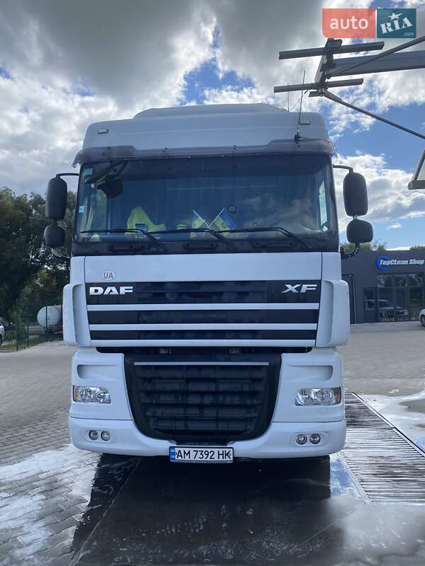 Тягач DAF XF 105 2011 в Звягеле