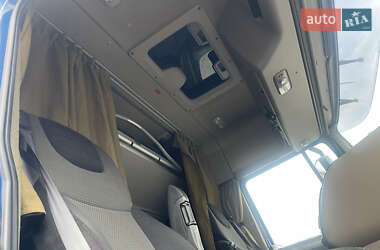Тягач DAF XF 105 2013 в 