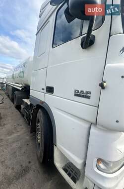 Тягач DAF XF 105 2007 в 