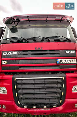 Тягач DAF XF 105 2010 в 