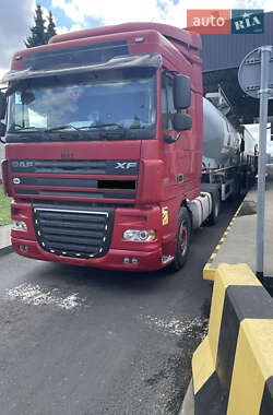 Тягач DAF XF 105 2010 в 