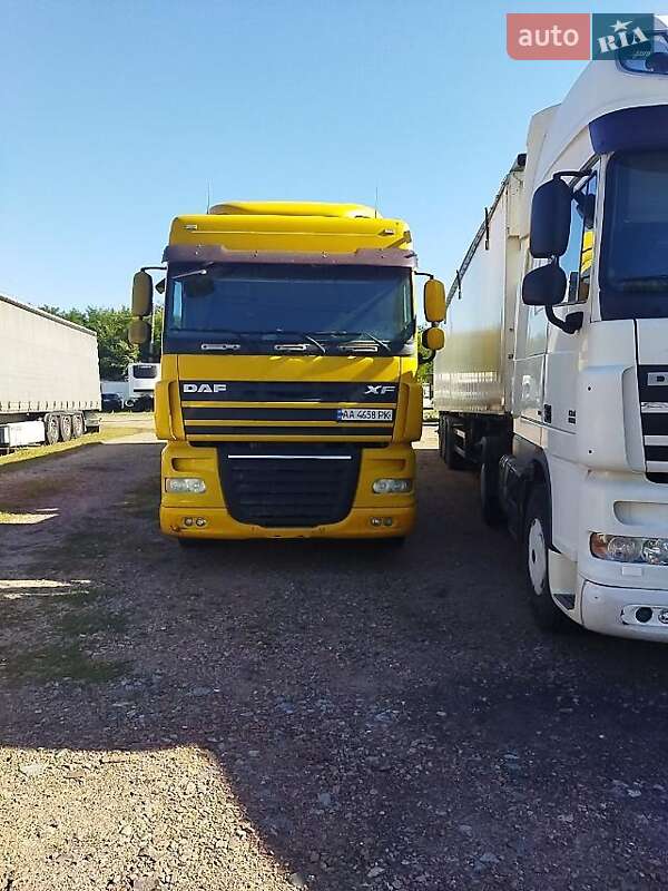Тягач DAF XF 105 2008 в 