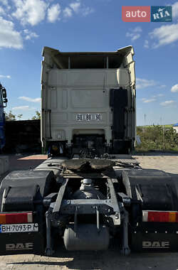 Тягач DAF XF 105 2011 в 
