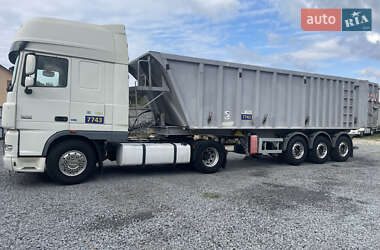 Зерновоз DAF XF 105 2012 в 