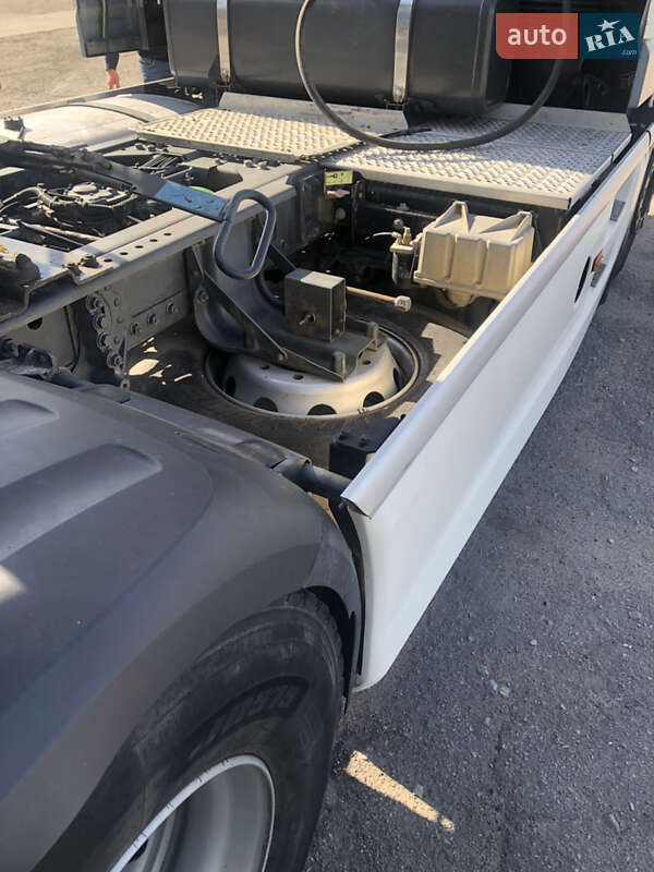 Тягач DAF XF 105 2013 в Запорожье