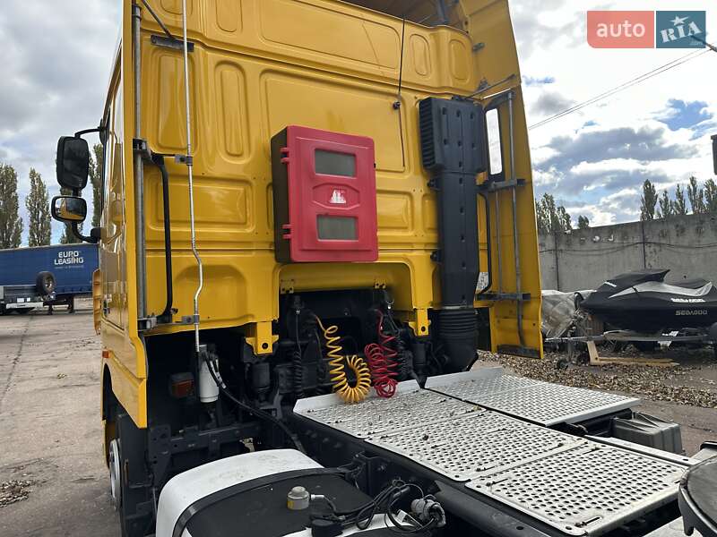 Тягач DAF XF 105 2013 в Киеве
