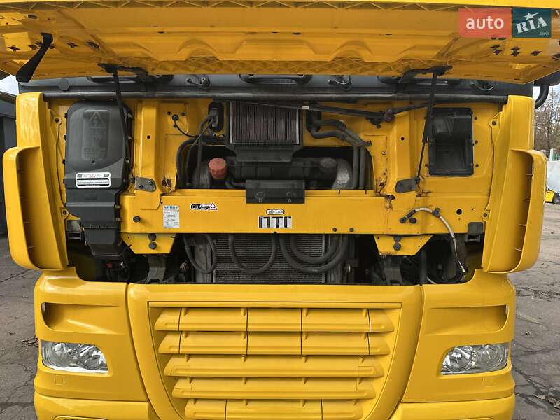 Тягач DAF XF 105 2013 в Киеве