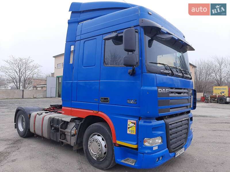 Тягач DAF XF 105 2009 в Запорожье