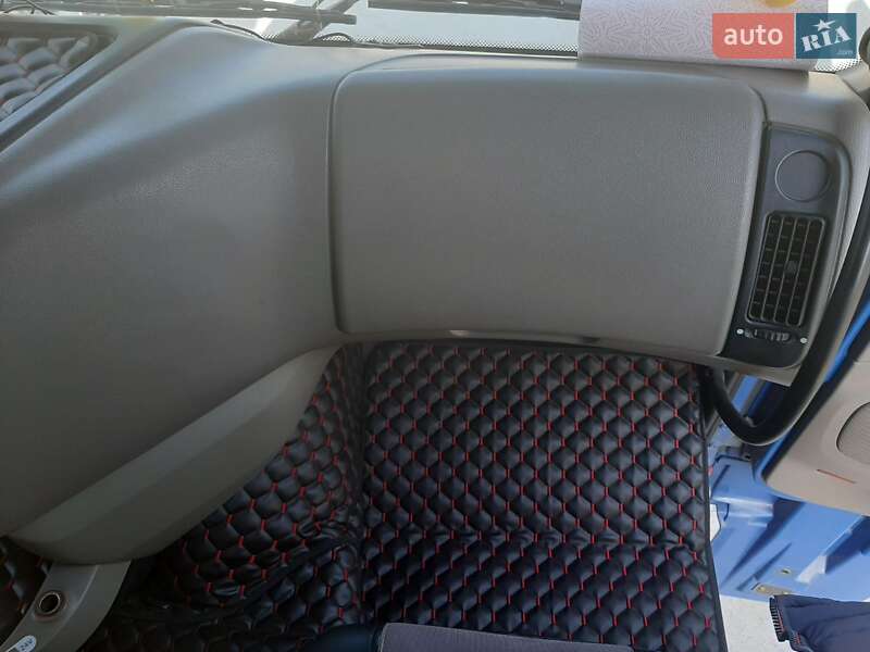 Тягач DAF XF 105 2009 в Запорожье