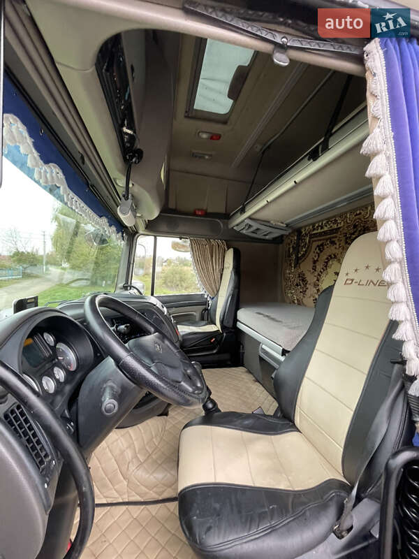 Тягач DAF XF 105 2011 в Ровно