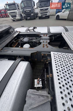 Тягач DAF XF 105 2013 в 