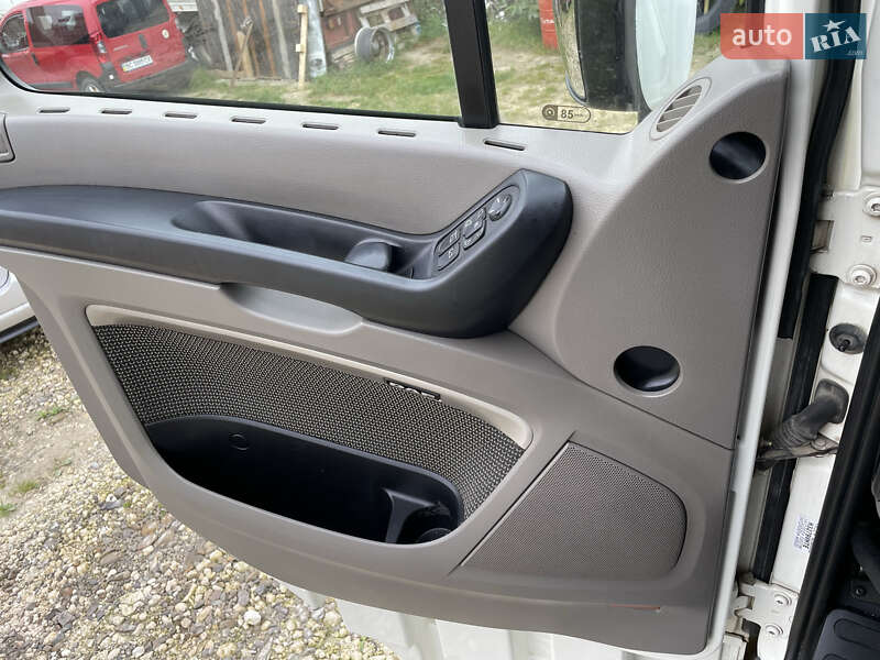 Тягач DAF XF 105 2012 в Львові