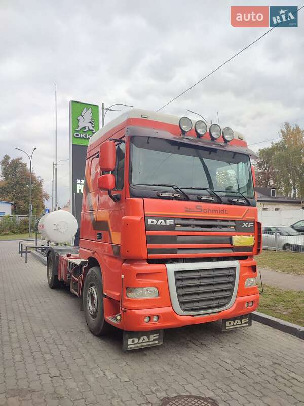 Тягач DAF XF 105 2006 в Києві фото 8 Тягач DAF XF 105 2006 в Києві