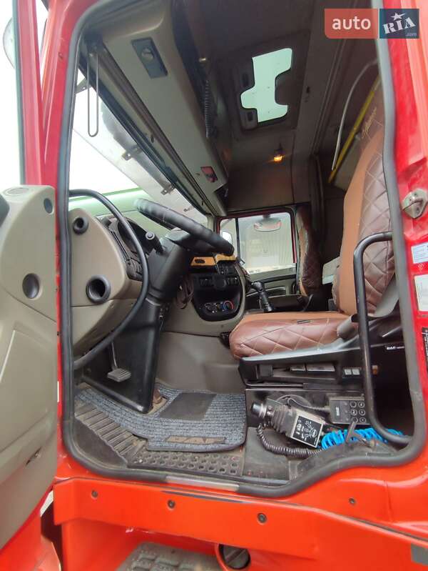 Тягач DAF XF 105 2006 в Києві фото 12 Тягач DAF XF 105 2006 в Києві