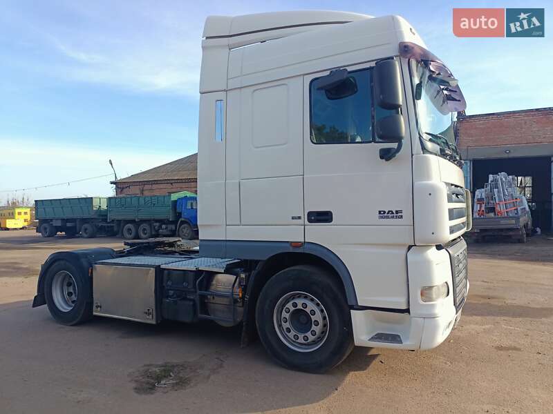 Тягач DAF XF 105 2009 в Бердичеве