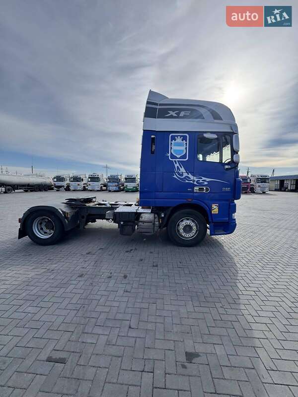 Тягач DAF XF 105 2006 в Кременчуге