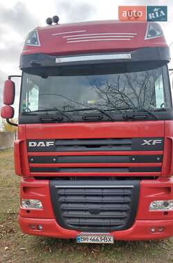 Тягач DAF XF 105 2012 в Сарнах